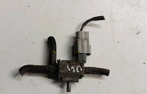 Mazda CX-5 Valve vacuum K5T46585U4 K5T46585