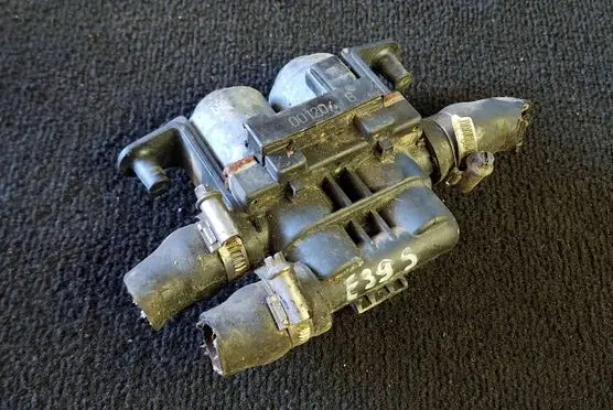 Coolant heater control valve
