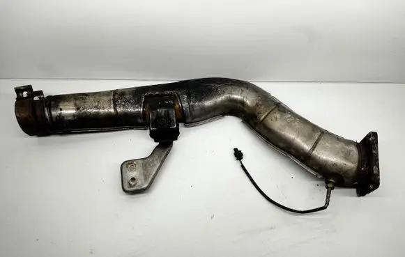 BMW 5 E60 E61 Muffler pipe connector clamp 7789895 18307789895