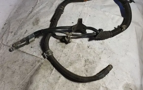 Mercedes-Benz S W221 Wires (starter motor) A2215402610
