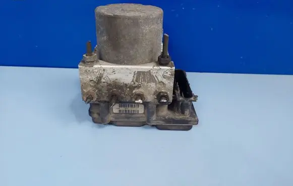 Nissan Primera ABS Pump 0265800308 2265100416