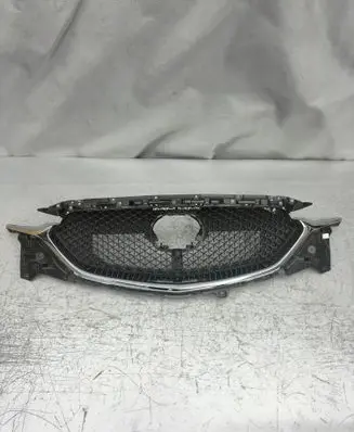 Mazda CX-5 II Front bumper upper radiator grill 