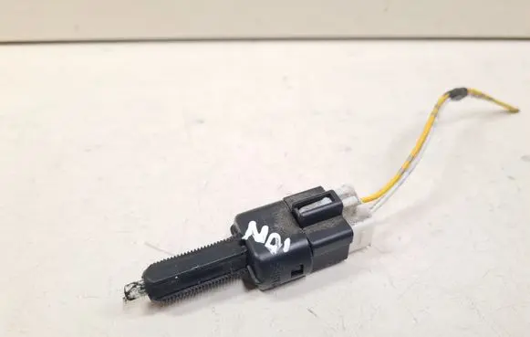 Brake pedal sensor switch