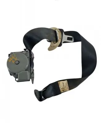 Mitsubishi Outlander Rear seatbelt N1831