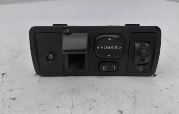 Toyota Corolla E120 E130 A set of switches 