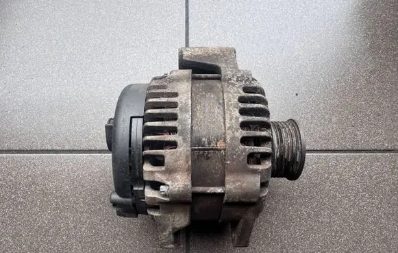 SsangYong Rodius Generator/alternator A6711540302