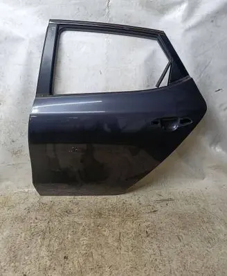 KIA Ceed Rear door 