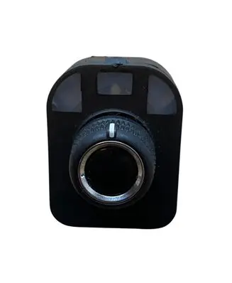 Wing mirror switch