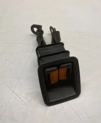 Volkswagen Transporter - Caravelle T4 Rear seatbelt buckle 703885947