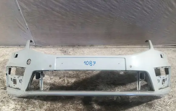 Skoda Octavia Mk3 (5E) Front bumper
