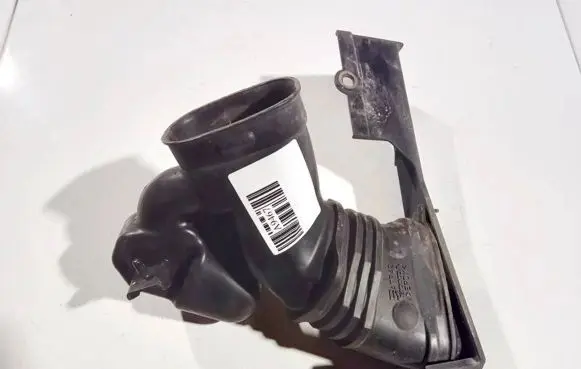 Honda CR-V Air intake hose/pipe