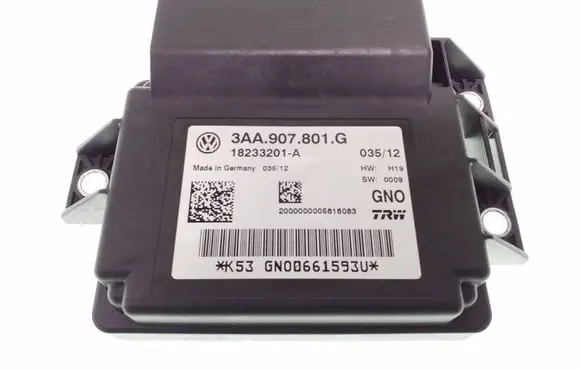 Volkswagen PASSAT B7 Hand brake control module 3AA907801G