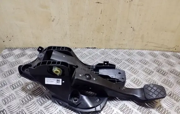 Volkswagen PASSAT B8 Brake pedal 5Q2721058AN