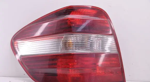 Mercedes-Benz ML W164 Rear/tail lights A1648203964