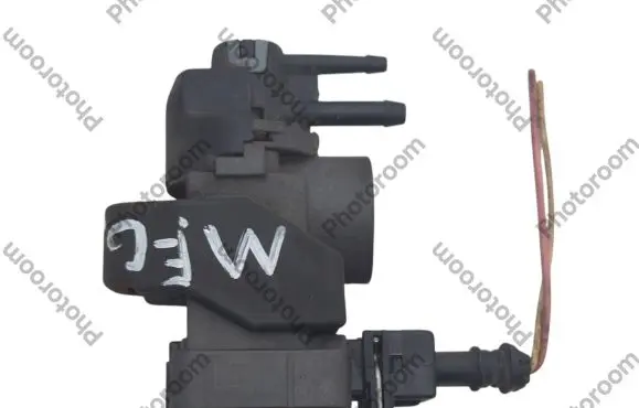 Renault Megane III Turbo solenoid valve 149568021R 12512 3953316