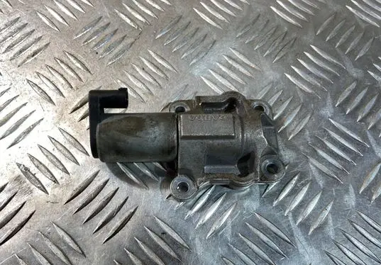 Volvo S80 Camshaft vanos timing valve 8670422