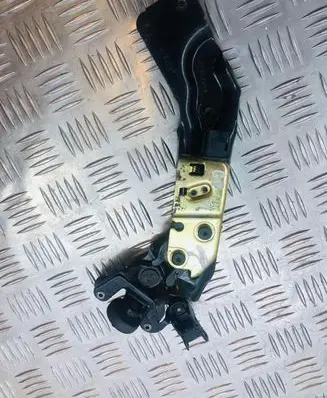 Chrysler Voyager Sliding door lock 