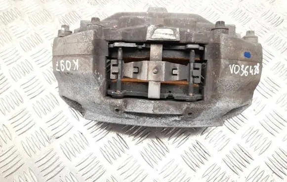 Mercedes-Benz E W238 Front brake caliper 097