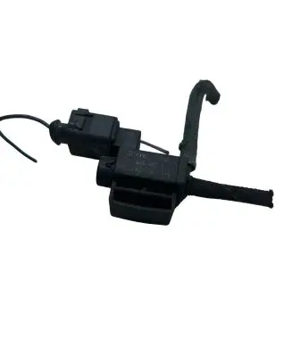 Volkswagen Golf V Turbo solenoid valve 037906283C 05T123 72288000