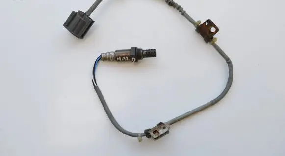 Mazda 3 I Lambda probe sensor 01H309922