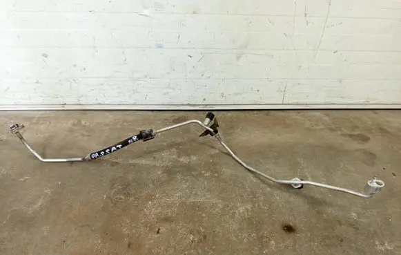 Volkswagen PASSAT B8 Air conditioning (A/C) pipe/hose 3Q0820741J