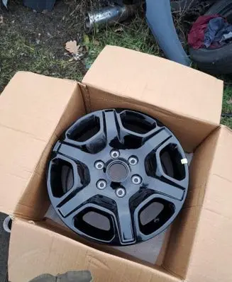 Ford Ranger R17 alloy rim 2040180