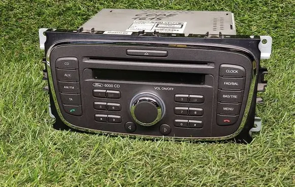 Ford Focus Radio/CD/DVD/GPS head unit 7M5T18C815BC 10R023539 V036070