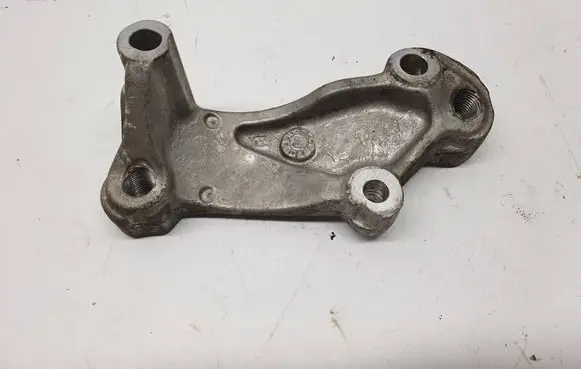 Nissan Qashqai Engine mounting bracket 11253JD700 F6046000