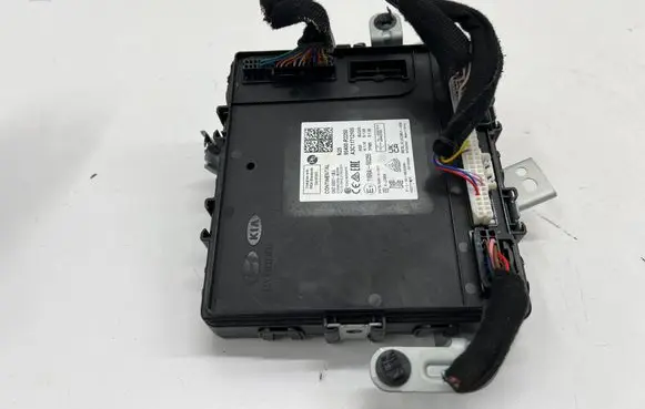 KIA Sportage Other control units/modules 95400R2250 A3C11712100