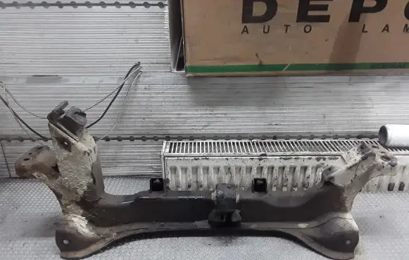 Mitsubishi Pajero Pinin Front subframe