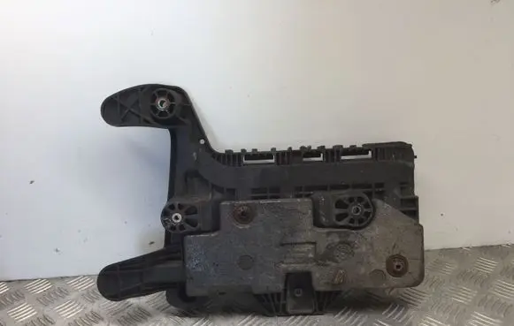Audi Q5 SQ5 Battery tray 1K0915325B