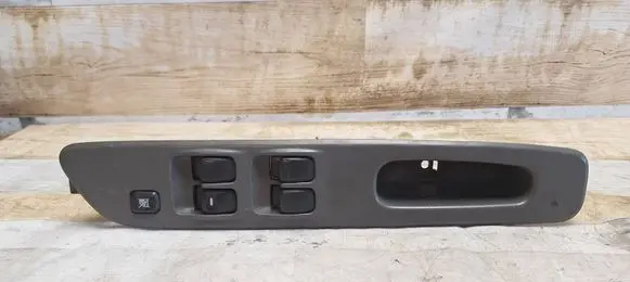 Mitsubishi Space Wagon Electric window control switch MR330755