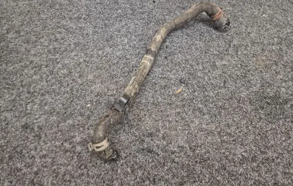 Land Rover Discovery 5 Engine coolant pipe/hose FPLA7752CC FPLA7752