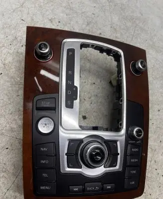 Audi Q7 4L Center console decorative trim 4L0864261E