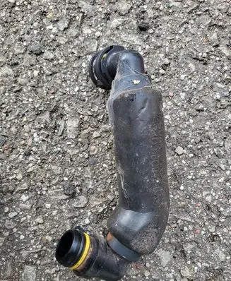 Land Rover Evoque I Breather hose/pipe G4D36C342 G4D36C342BA