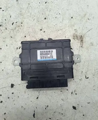 Mitsubishi Pajero Other control units/modules MR400413 X2T34975M