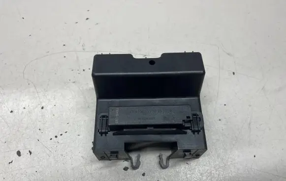 Mercedes-Benz ML W166 Keyless system antenna A1668200075