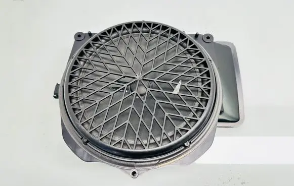 Audi A4 S4 B8 8K Subwoofer speaker 8T0035412 90022500102