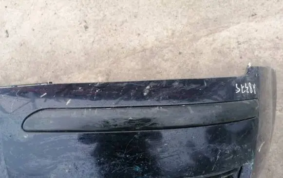 Ford Mondeo Mk III Front bumper splitter molding