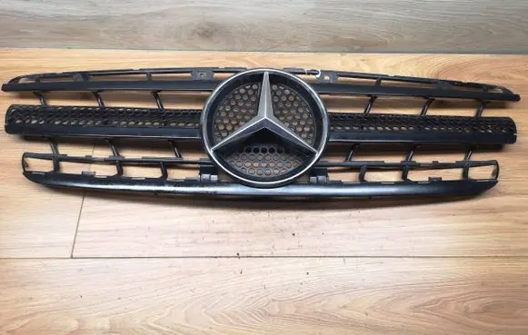 Mercedes-Benz ML W163 Front grill 1638800185