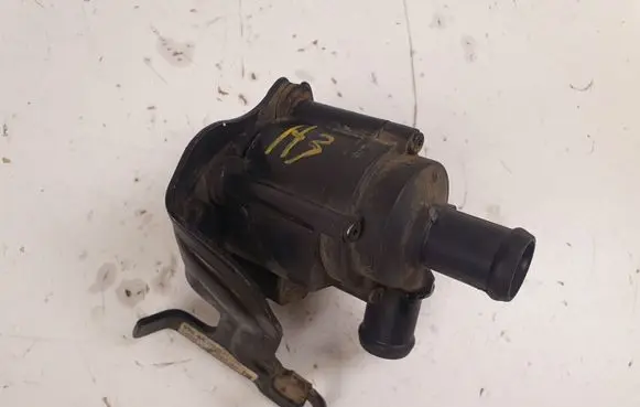 Audi A3 S3 8V Electric auxiliary coolant/water pump 5Q0965561B 704071160 5Q0121599Q