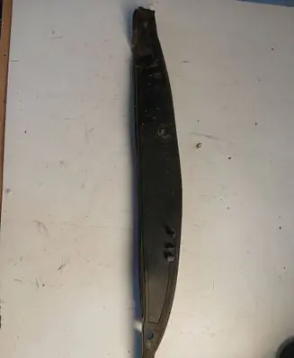 Renault Megane III Fender end trim 631120005R