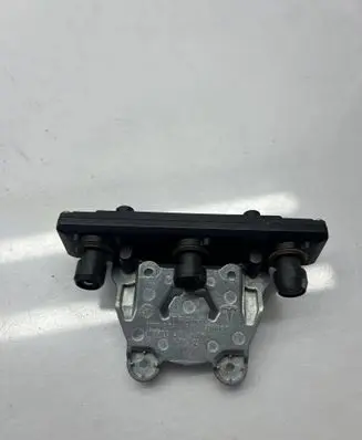 Tesla Model S Windshield/windscreen camera 1089531-00-C 1126328-00-A