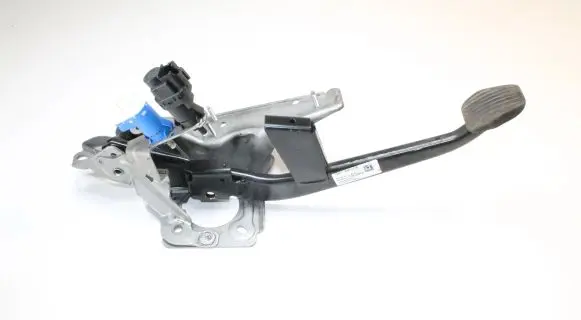 Ford Kuga I Brake pedal 3M512467CP