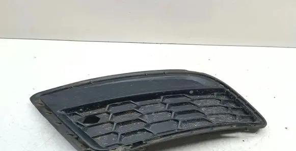 BMW X3 F25 Front bumper lower grill 8050445
