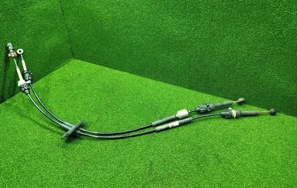 Opel Vivaro Gear shift cable linkage 349359296R