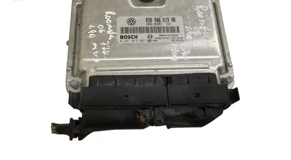 Skoda Roomster (5J) Engine control unit/module 038906019NR 1039S15634 0281013081
