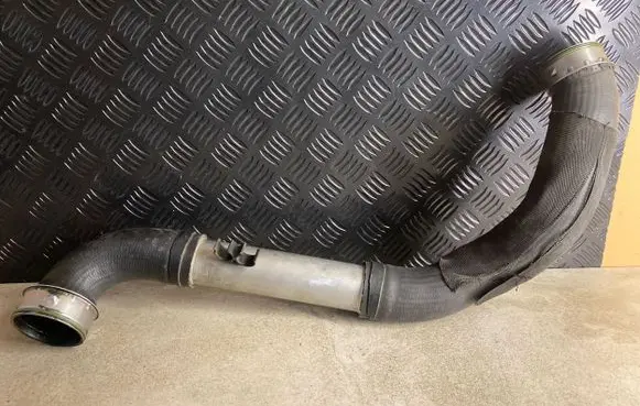 Volkswagen Phaeton Intercooler hose/pipe 3D0145840H