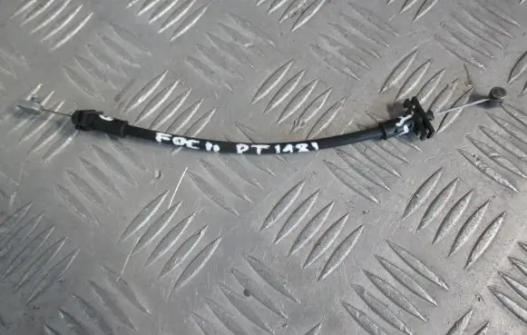 Ford Focus Rear door cable line 