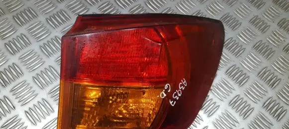 Lexus IS 220D-250-350 Rear/tail lights
